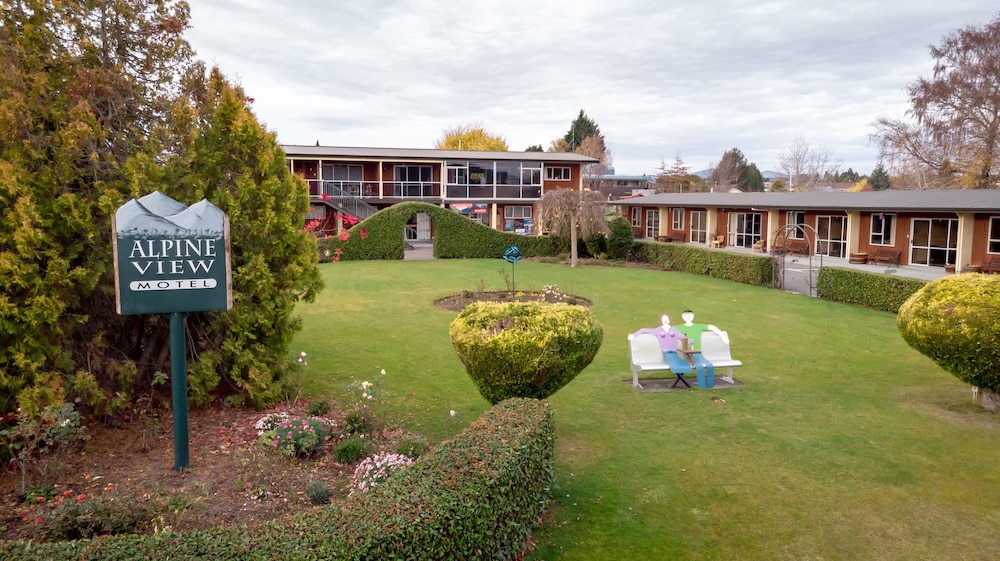 Alpine View Motel - carbon neutral hotel in Te Anau