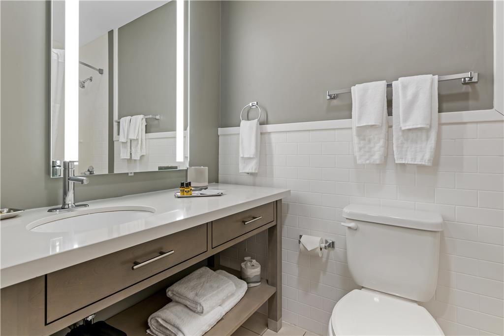 Best Western Plus Waterloo & Cedar Falls - photo 16