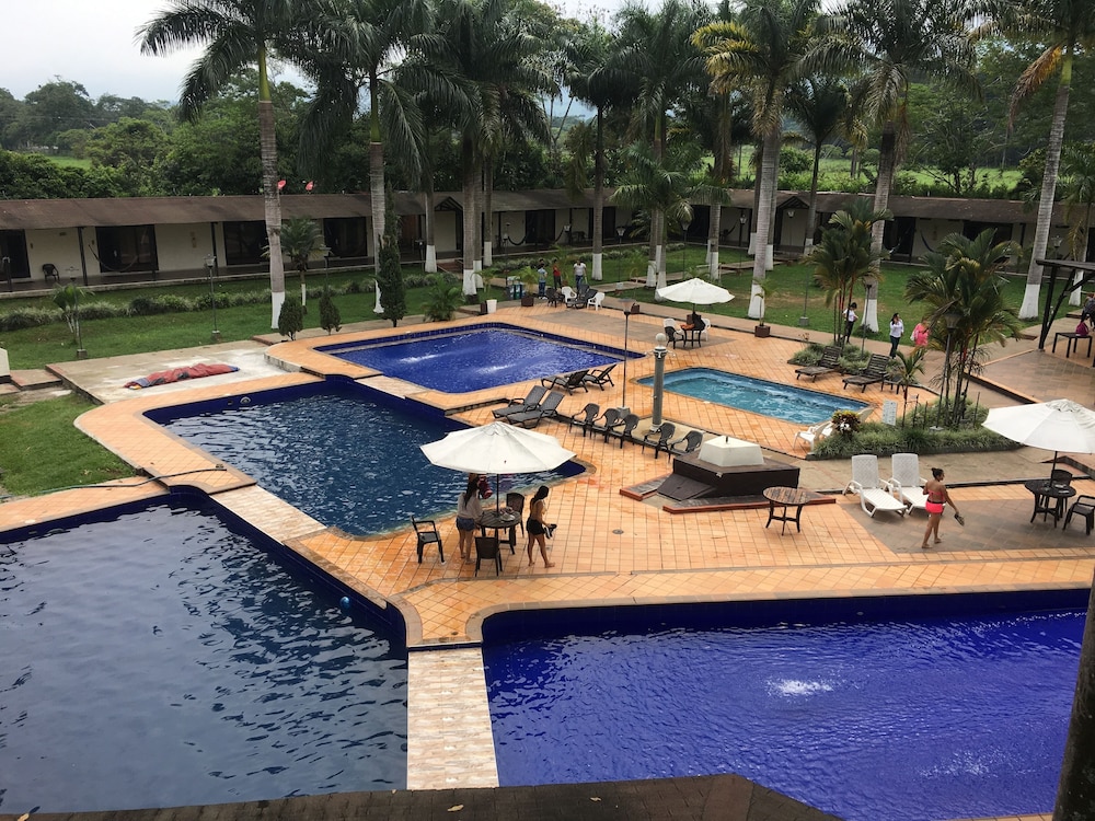 Hotel TPR Campestre Las Pampas - carbon neutral hotel in Acacias