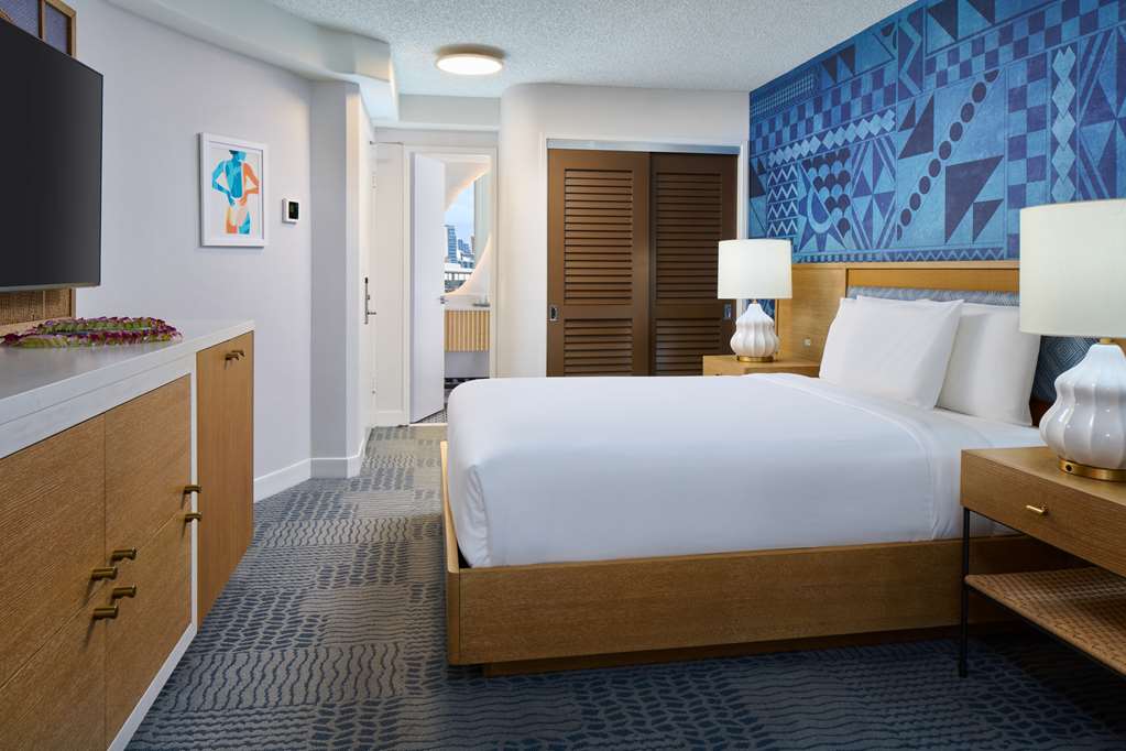 Outrigger Waikiki Paradise Hotel - photo 39
