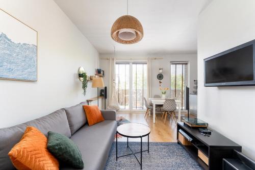 Przewóz Charming Nest Apartment by BookingHost — 4-Star Luxury Hotel in Krakow, Poland