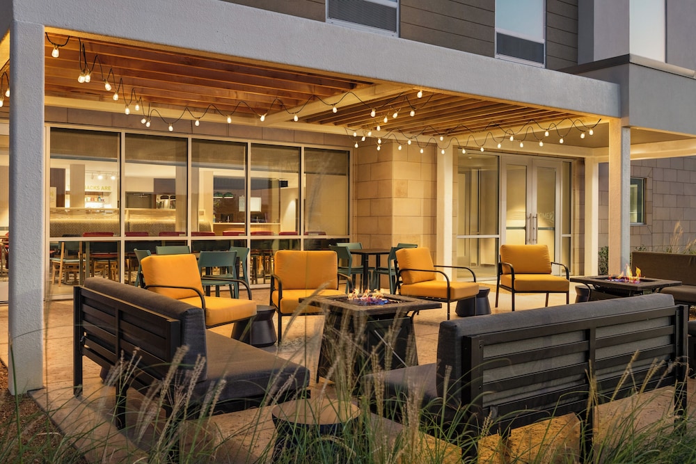 Home2 Suites By Hilton Denton - photo 17