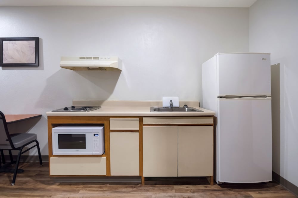 WoodSpring Suites Lexington - photo 16