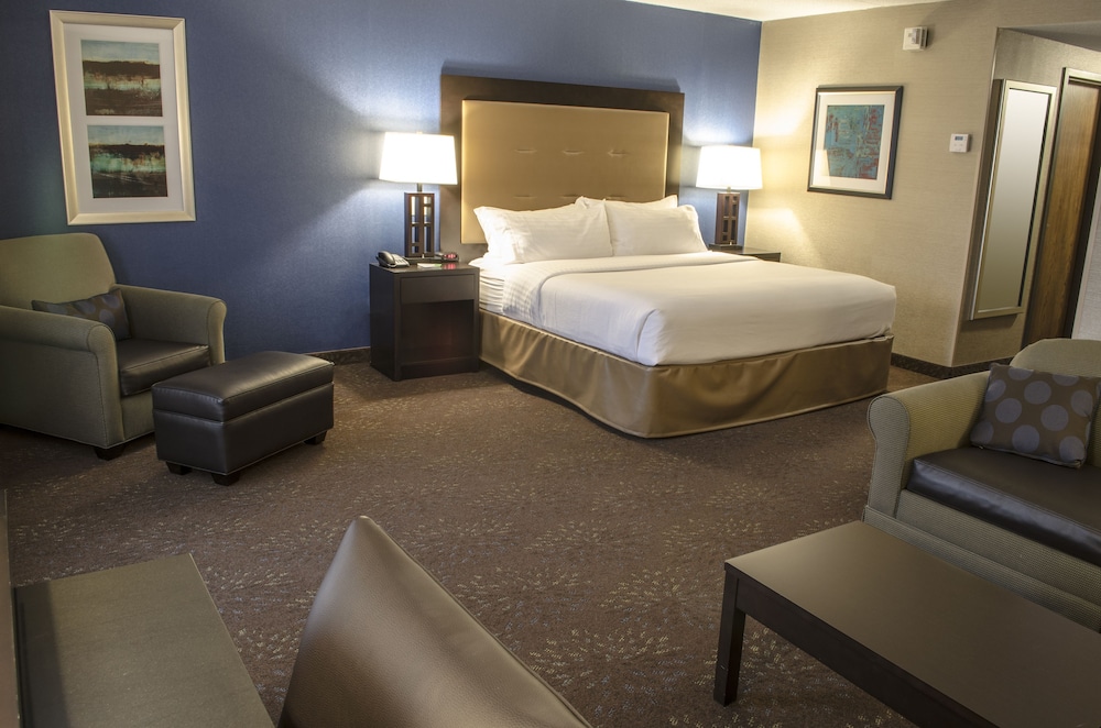 Holiday Inn Fargo by IHG - photo 19