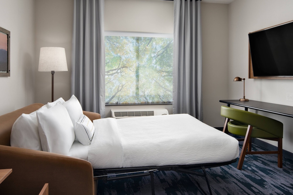 Fairfield Inn & Suites by Marriott Lake Geneva - photo 10