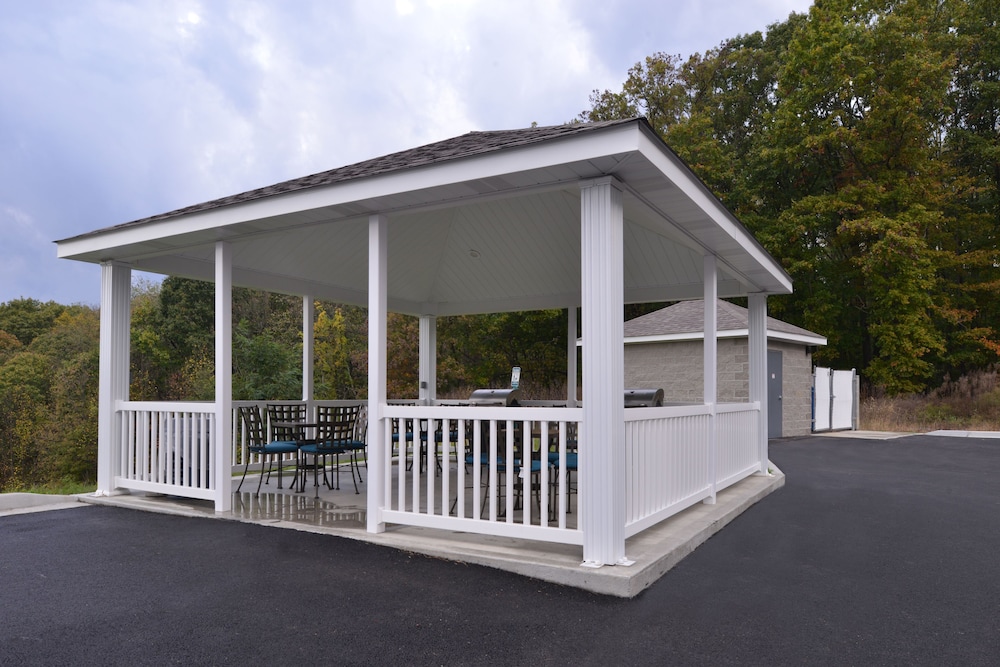 Candlewood Suites Morgantown Univ West Virginia By Ihg - photo 24