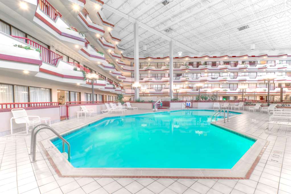 Howard Johnson by Wyndham Lima - photo 12