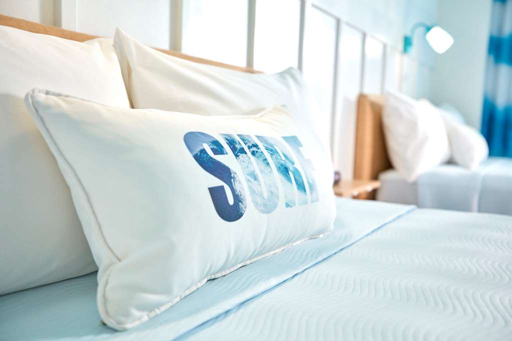 Universal's Endless Summer Resort Surfside Inn and Suites - photo 13