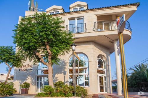 Hotel Versalles — Granja De Rocamora — photo 3