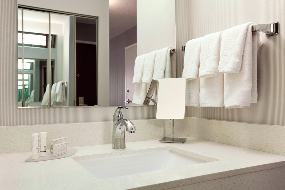 Courtyard by Marriott Layton - photo 8