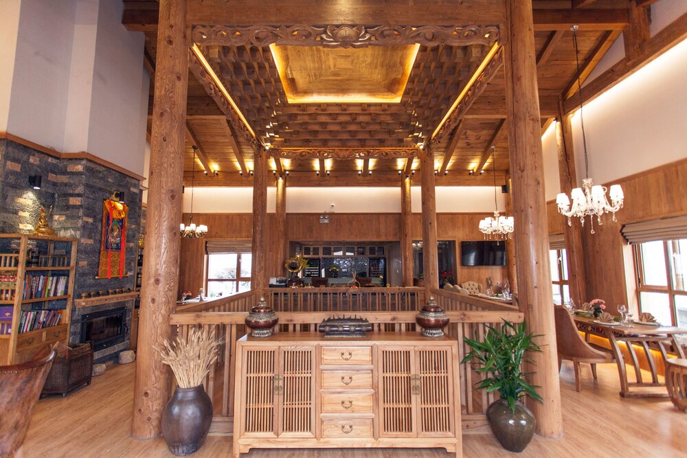 Gadan Hotel in Shangri-La, People's Republic of China