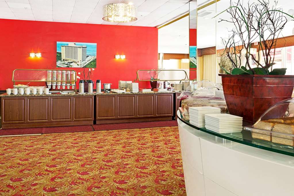 Ramada Plaza by Wyndham Marco Polo Beach Resort - photo 66