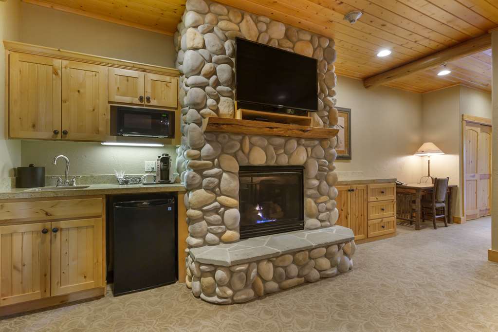 Best Western Ponderosa Lodge - photo 34