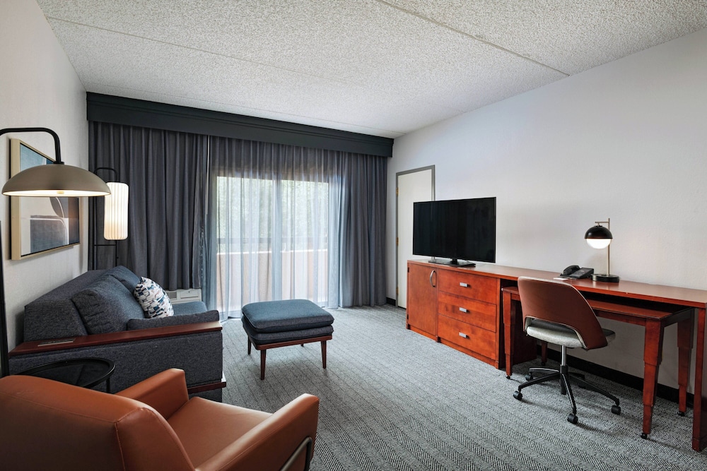 Courtyard by Marriott Medical Center San Antonio - photo 12