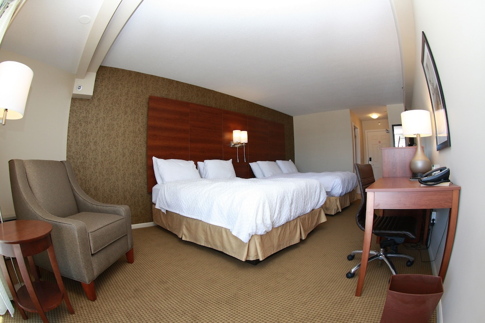 St. Ignace Budget Host Inn - photo 2