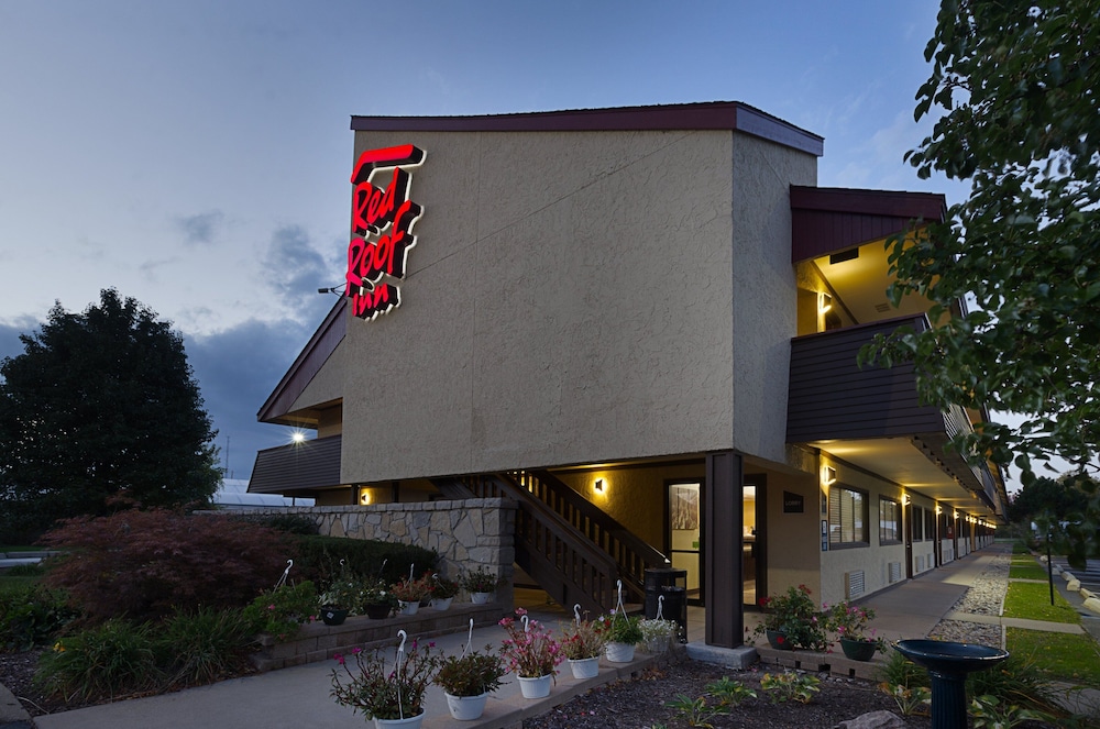 Red Roof Inn Lansing West MSU - photo 32
