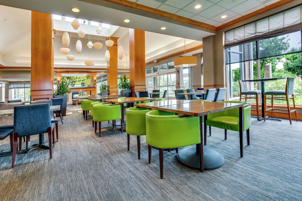 Hilton Garden Inn Louisville Airport - photo 42