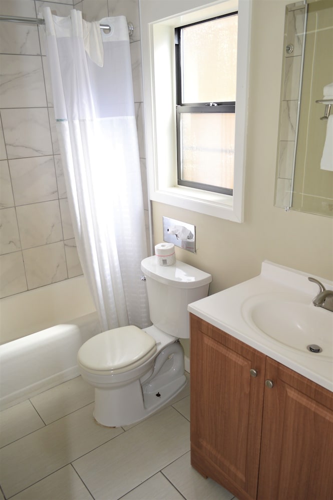 Travelodge by Wyndham Fort Bragg - photo 65
