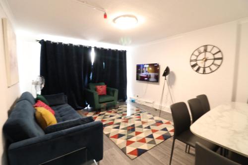 London Central Modern Apartment Charlton — 4-Star Luxury Hotel in London, United Kingdom