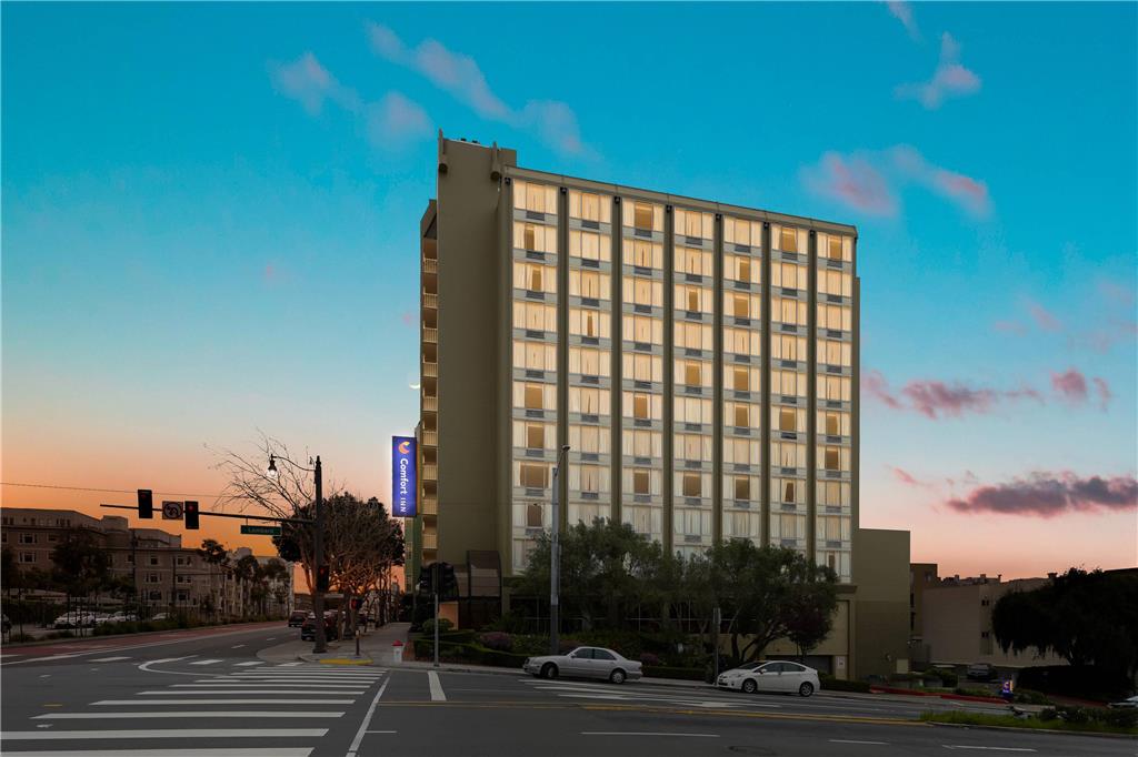 Comfort Inn by the Bay - photo 6