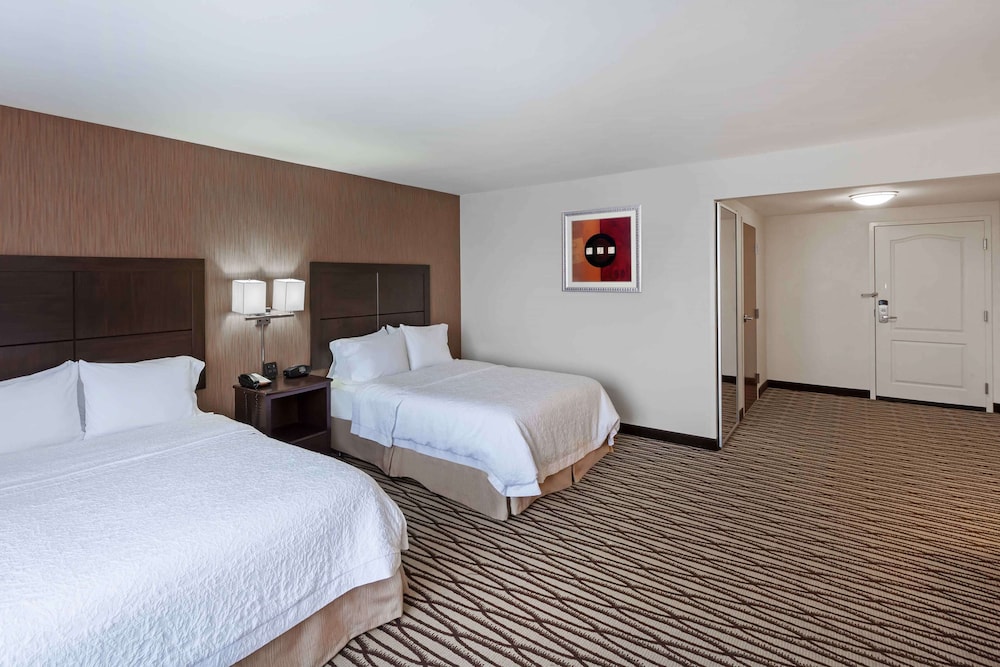 Hampton Inn & Suites Morgan City - photo 11