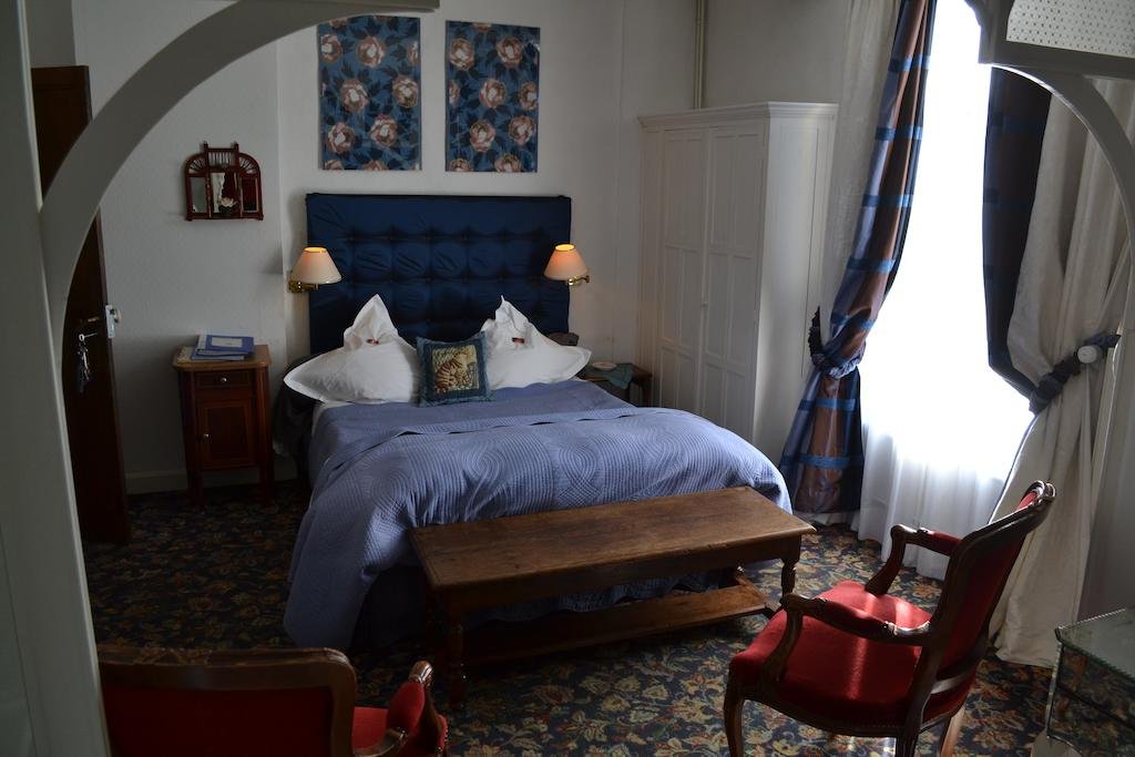Chimay B & B ptits déj gourmands proposés — 4-Star Luxury Hotel in Chimay, Belgium