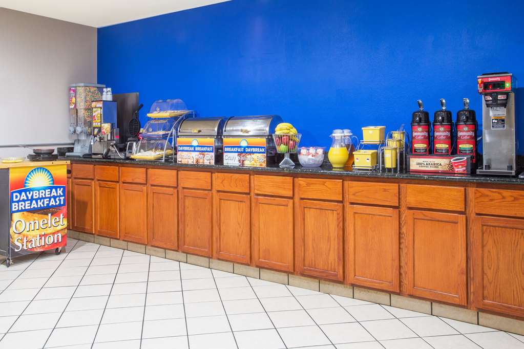 Days Inn & Suites by Wyndham Thibodaux - photo 55
