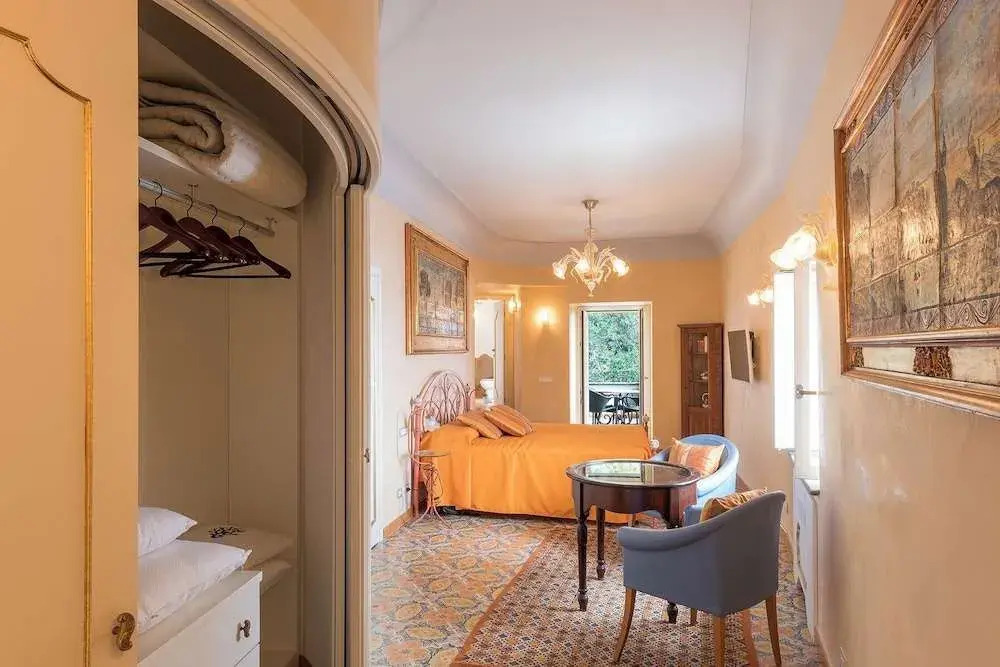 Villa Le Baste — 5-Star Luxury Hotel in Furore, Italy