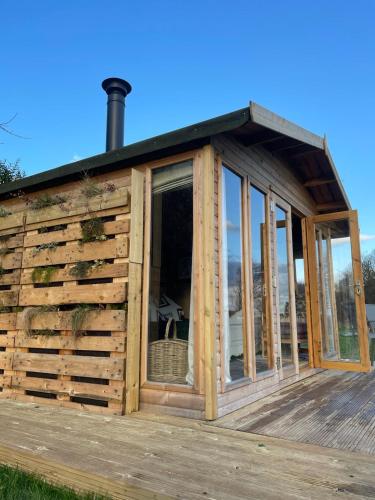 The Deer Hut at Carr House Farm