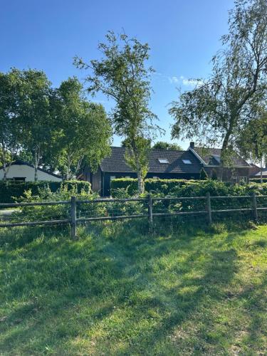 Heikant Hoeve met Jacuzzi — 4-Star Luxury Hotel in Baarle-Nassau, Netherlands