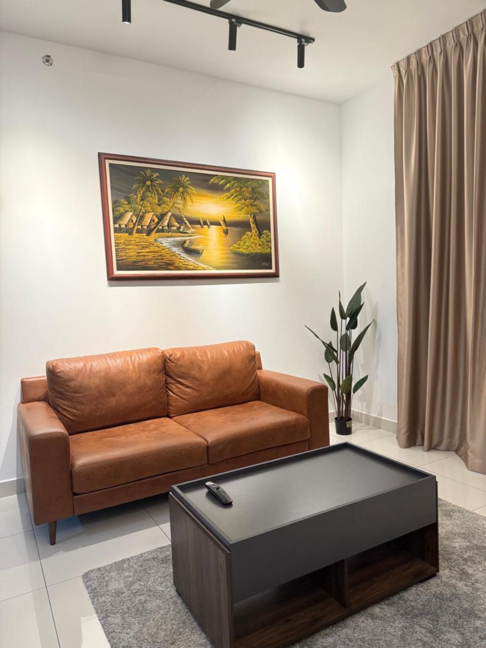 2BR Centre MontKiara 4px 500Mbps — 4-Star Luxury Hotel in Kuala Lumpur, Malaysia