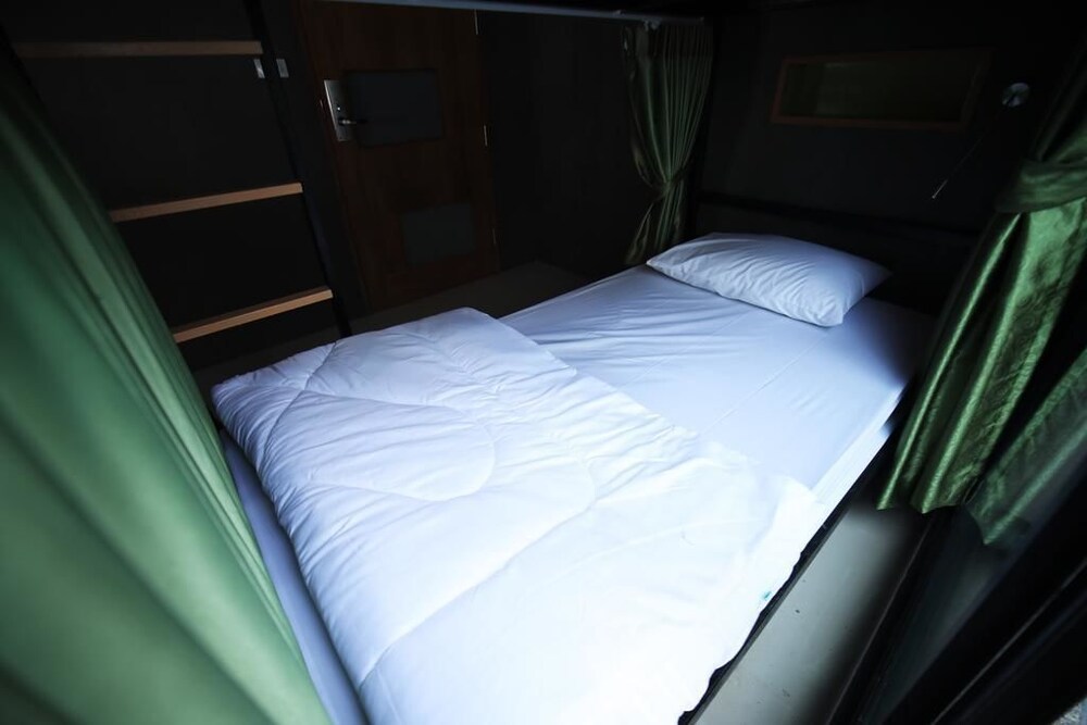 The Campus Hostel Thonglor