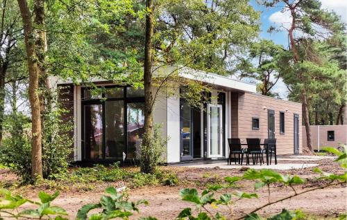 2 Bedroom Amazing Home In Hellendoorn — 4-Star Luxury Hotel in None, Netherlands