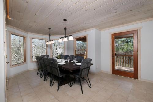 Rocky Top Lodge - photo 14