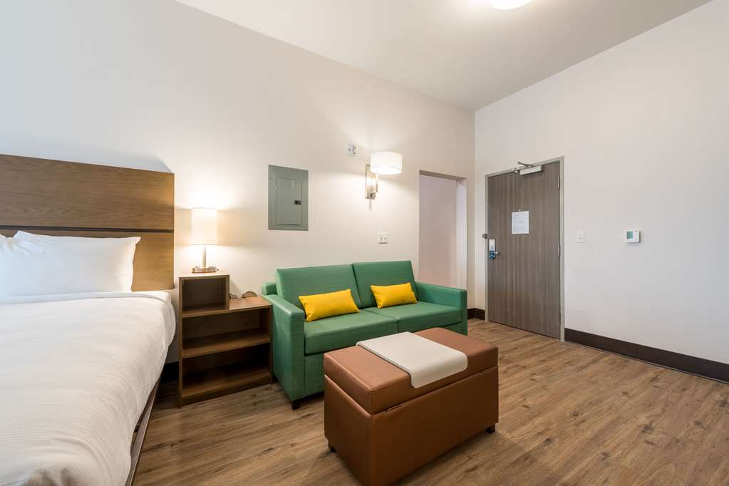 MainStay Suites Colorado Springs East Medical Center Area - photo 30