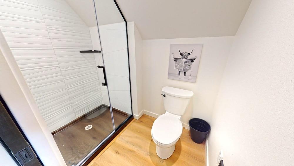The Commons Urban Coastal Lodging - photo 14