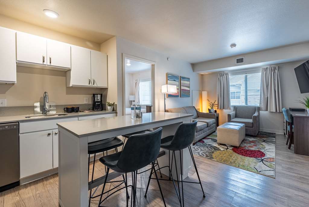 WaterWalk Extended Stay by Wyndham Wichita - photo 11