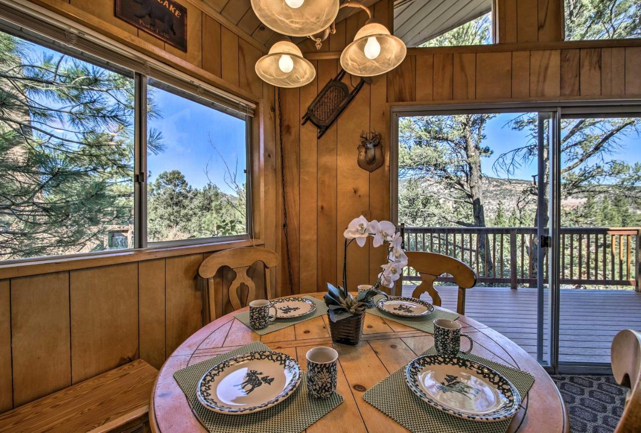5 Mi to Big Bear Mtn Resort Cozy Cabin with Deck - photo 6