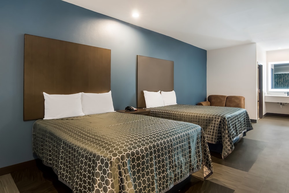 Scottish Inns - carbon neutral hotel in Fort Worth