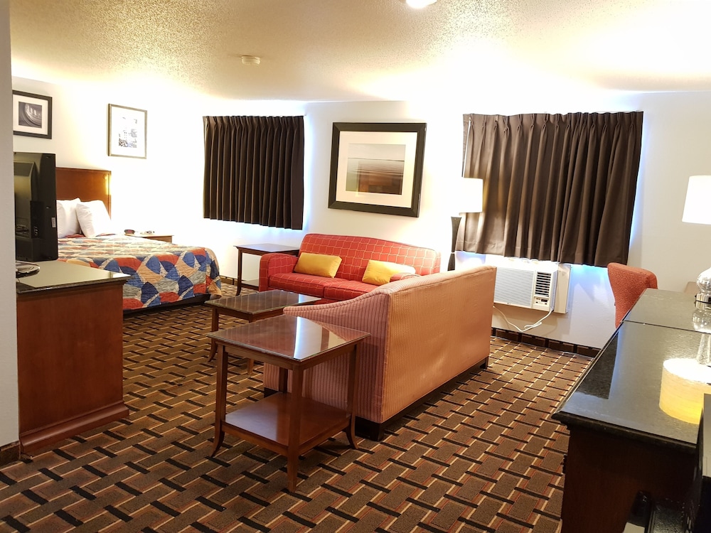 Le Mars Inn & Suites - photo 22