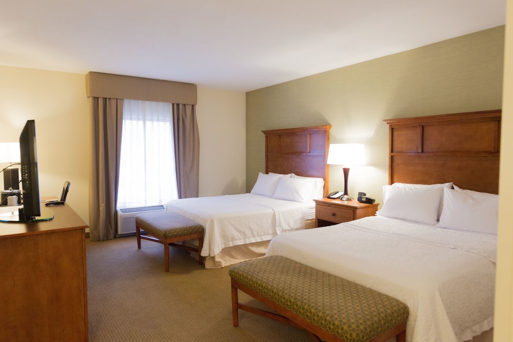 Hampton Inn & Suites Radcliff Fort Knox - photo 15