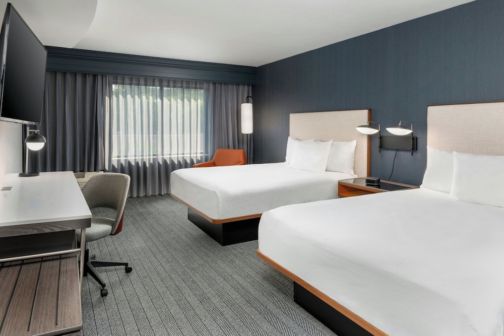 Courtyard By Marriott Danbury - photo 7