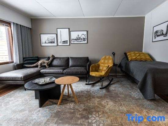 Cozy Ranua Koivutie townhouse with sauna & terrace — 4-Star Luxury Hotel in Ranua, Finland