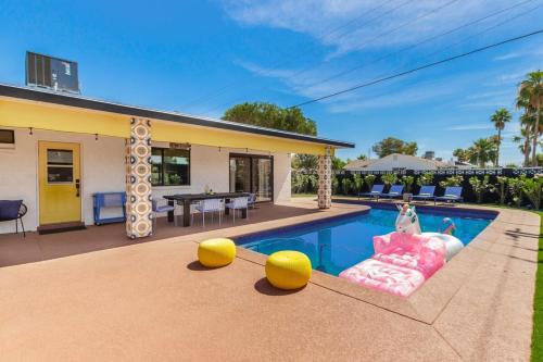 Sophisticated Luxury W Heated Pool Ev Charger in Scottsdale, United States