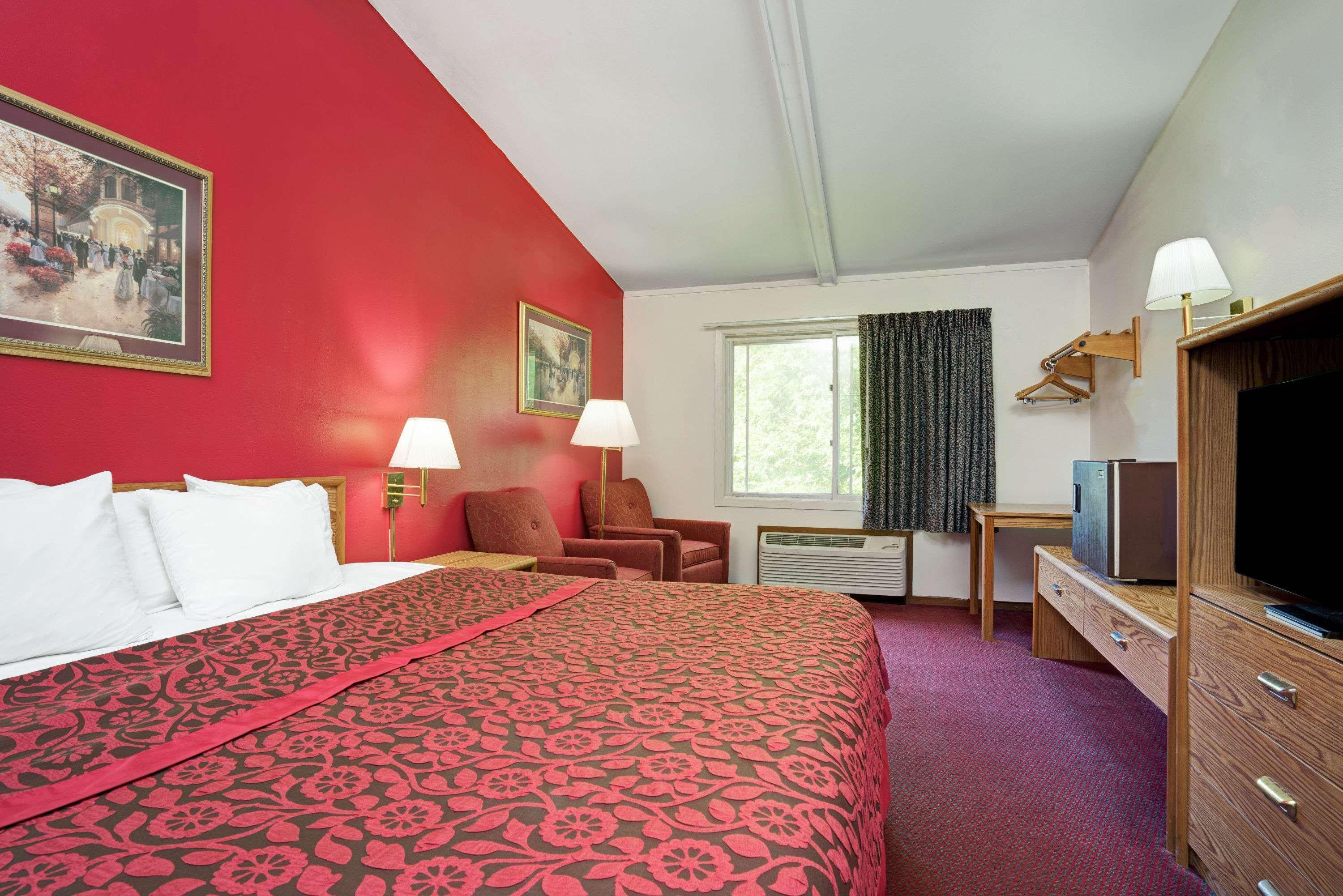 Travelodge by Wyndham Red Wing - photo 12