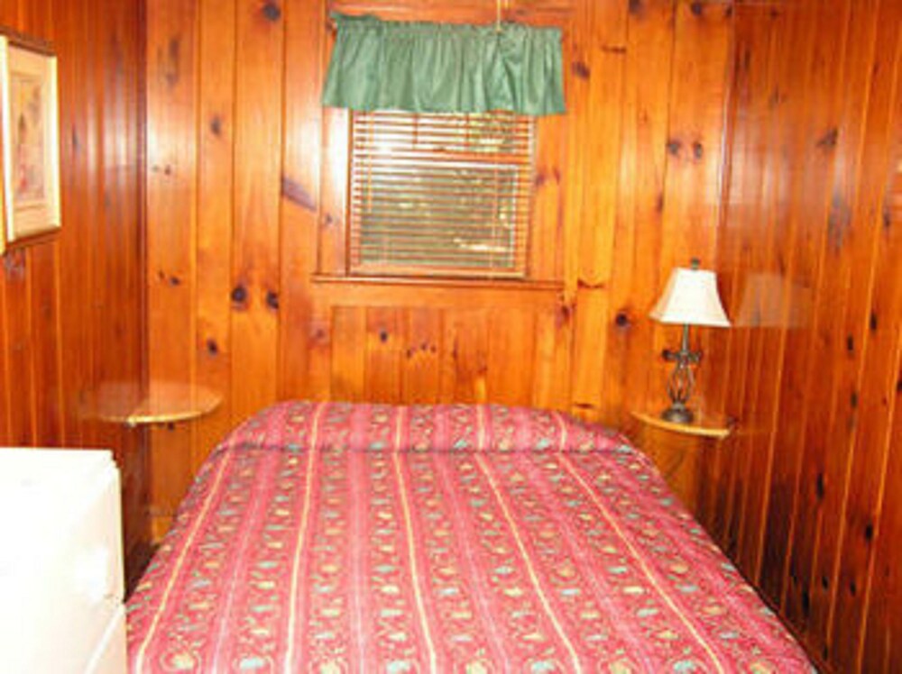 Cabins At Twinbrook Resort - photo 16