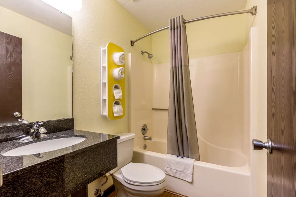 Motel 6 Troy IL - photo 22