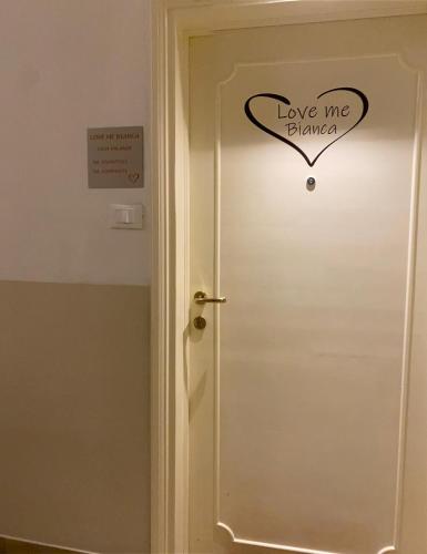 Lucriolla - carbon neutral hotel in Champtoceaux