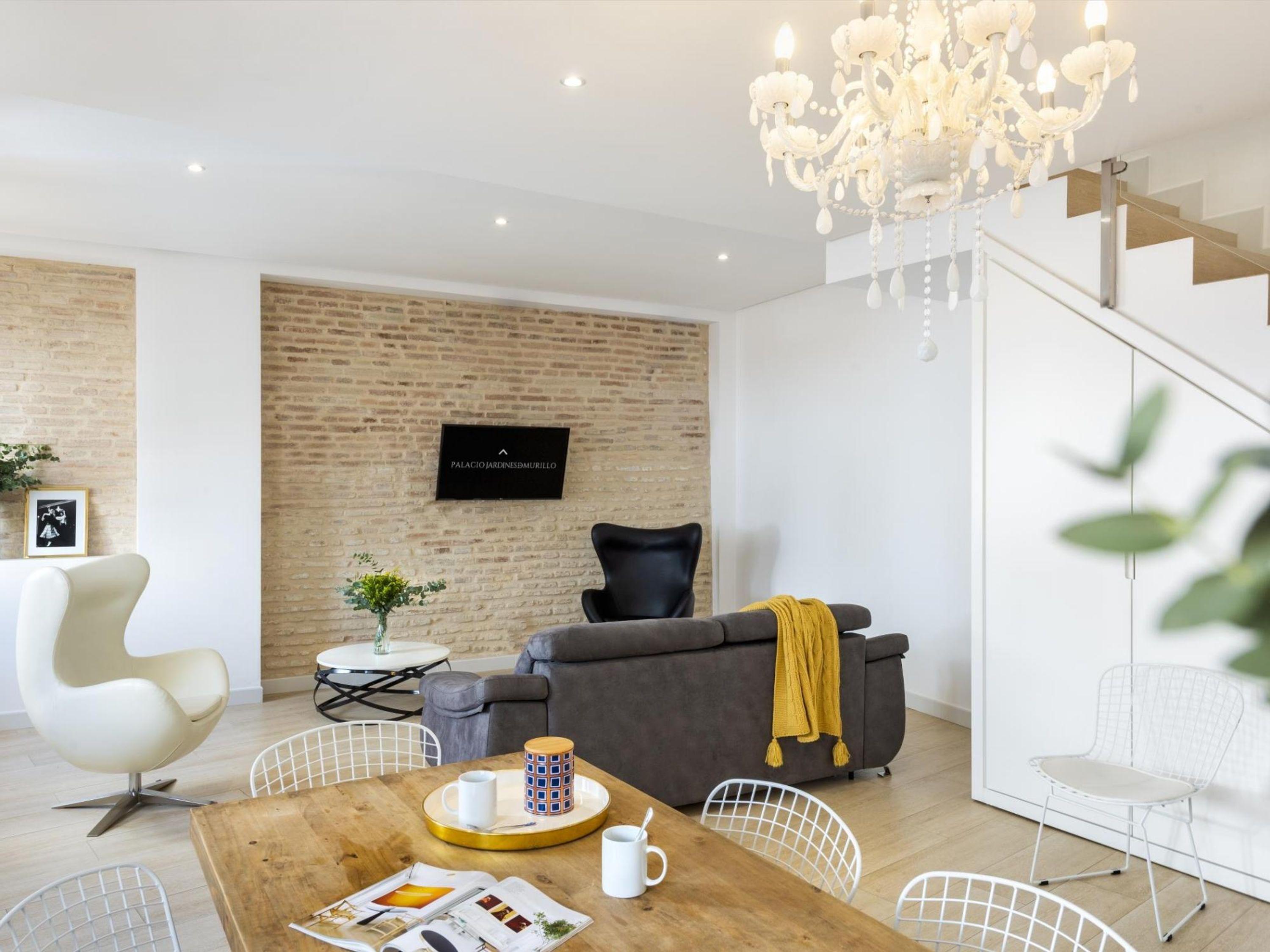 Palacio Jardines De Murillo Ático Buenavista 2.3. — 4-Star Luxury Hotel in Sevilla, Spain