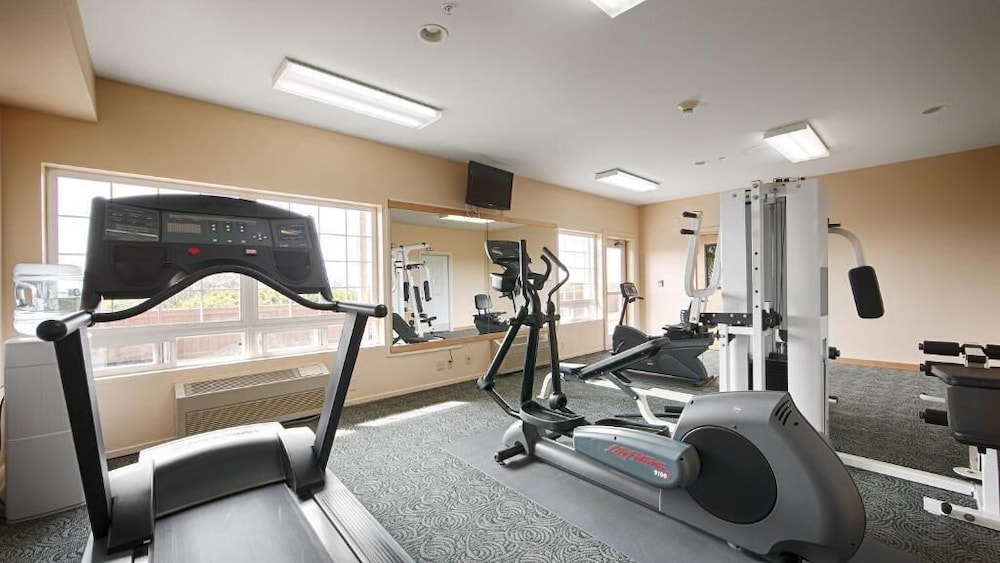 Lighthouse Suites Inn - photo 27